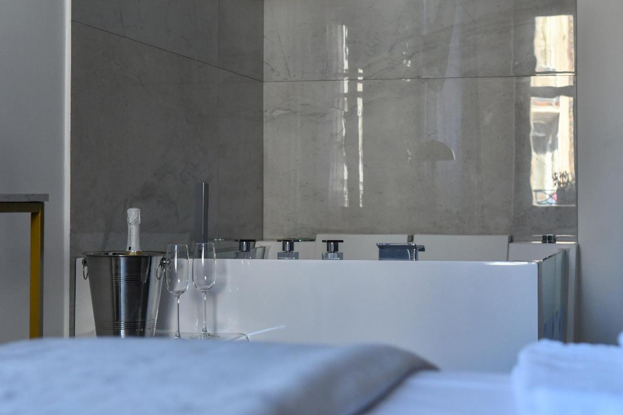 Dada Suites Catania-Fontanarossai nemzetközi repülőtér Kültér fotó